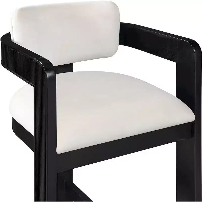 Tabouret en velours crème