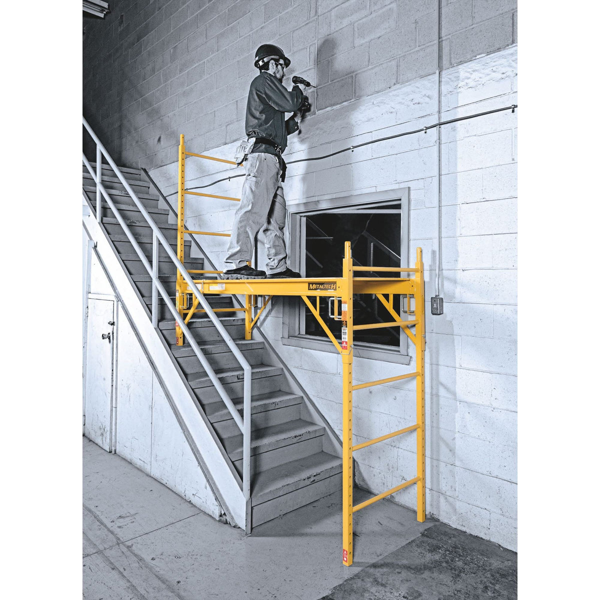 MetalTech Portable Adjustable Platform Scaffolding