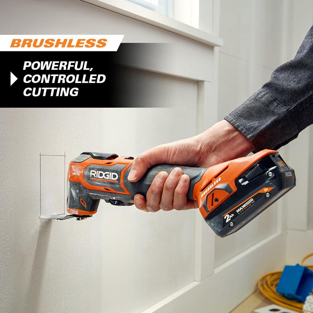 18V Brushless Cordless Oscillating Multi-Tool with (2) 4.0 Ah Batteries, 18V Charger, and Bag R86240B-AC93044SBN